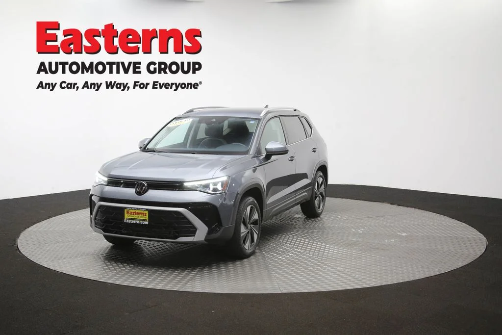 Used 2025 Gray Volkswagen 1.5T SE image 52