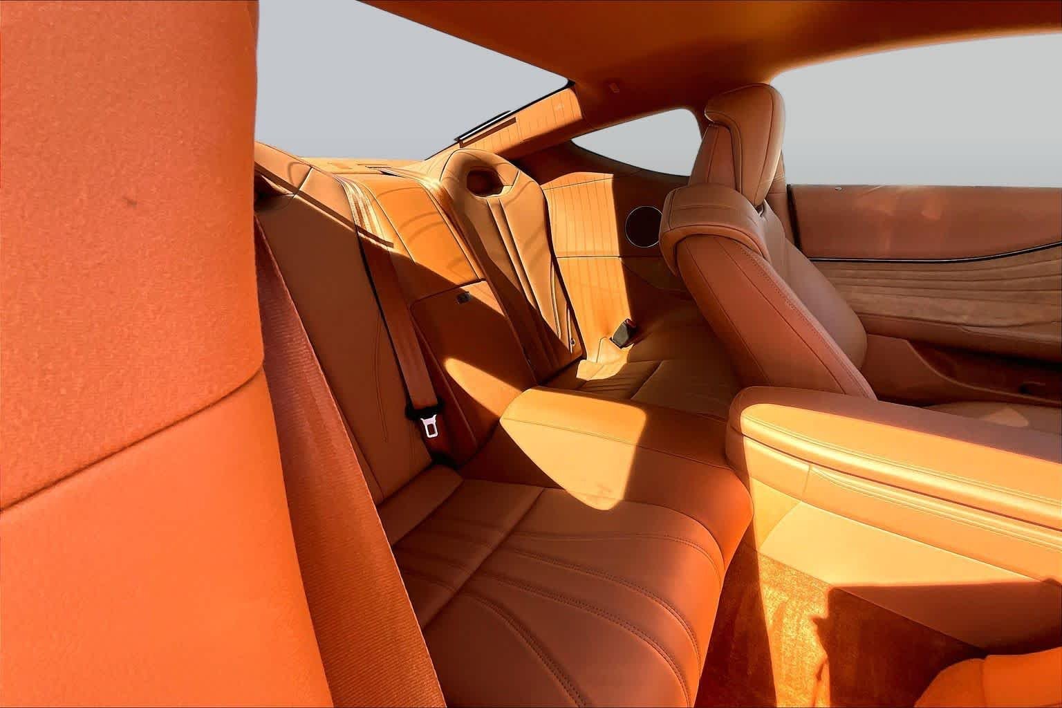 Used 2024 Ultra White Lexus  image 18