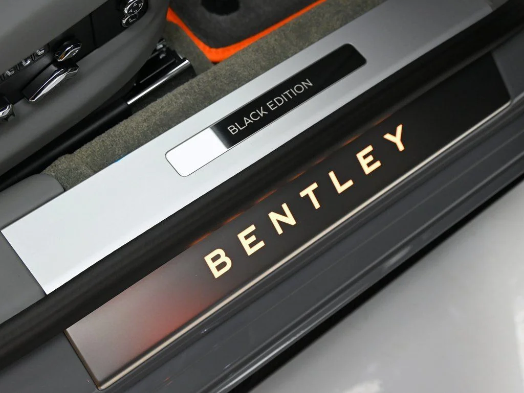 2025 Bentley Flying Spur - Photo 33