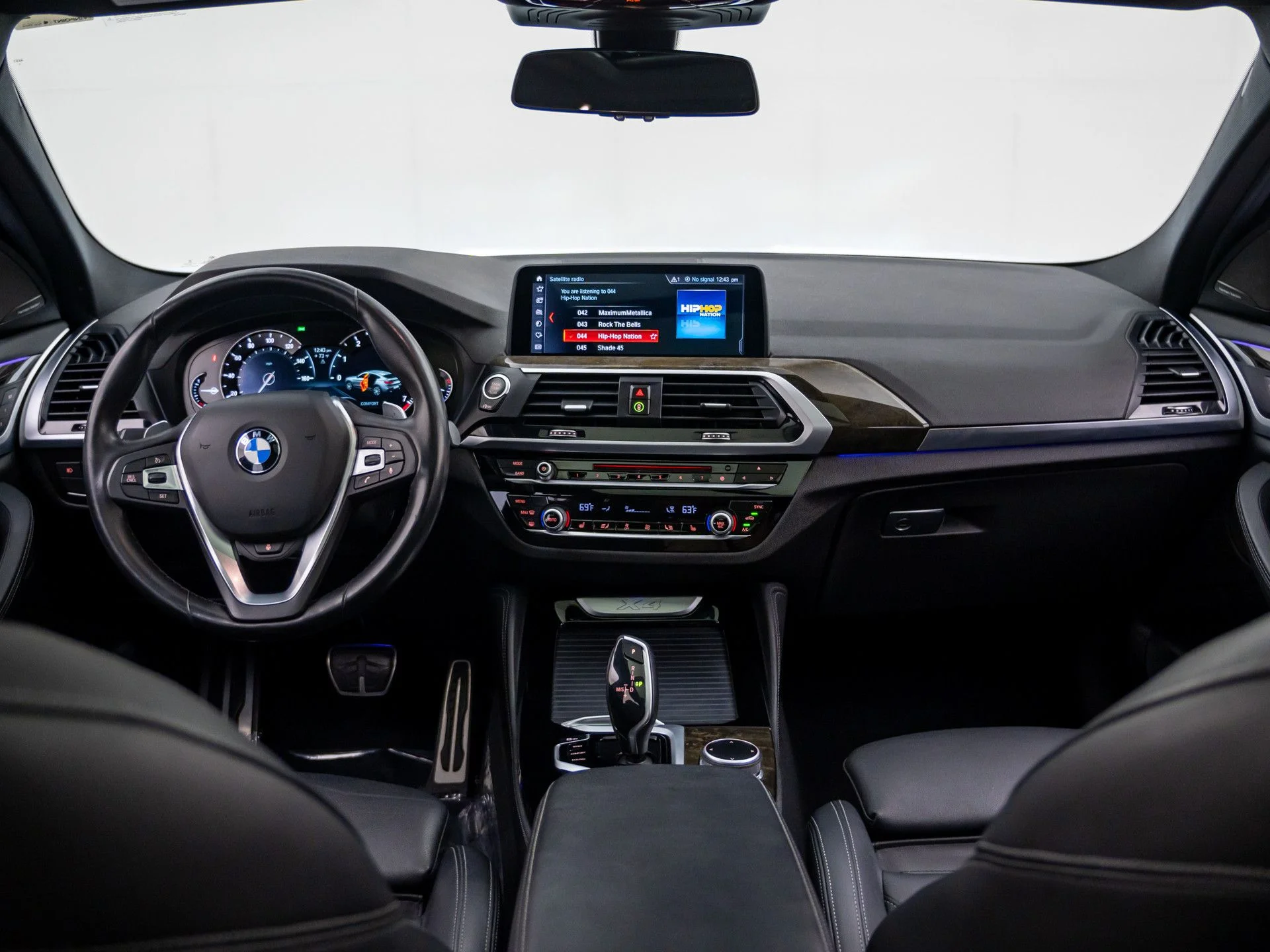 Used 2019 Black BMW xDrive30i image 10