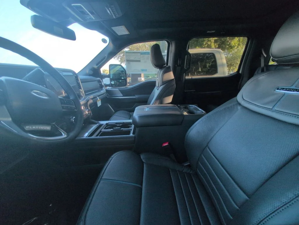 New 2026 Star White Metallic Tri-Coat Ford F-250® Platinum® image 8
