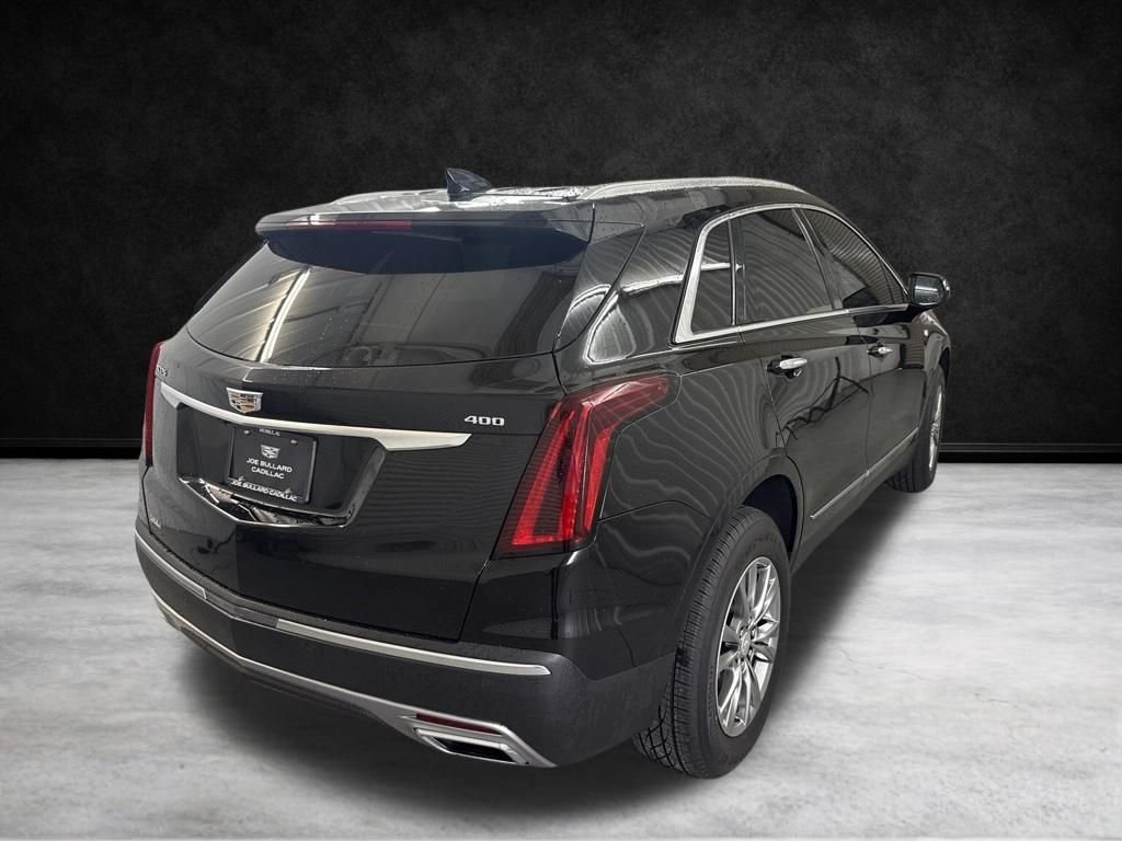 Used 2022 Stellar Black Metallic Cadillac Premium Luxury image 5