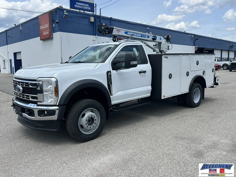 2025 Ford F-600 Super Duty Chassis Cab