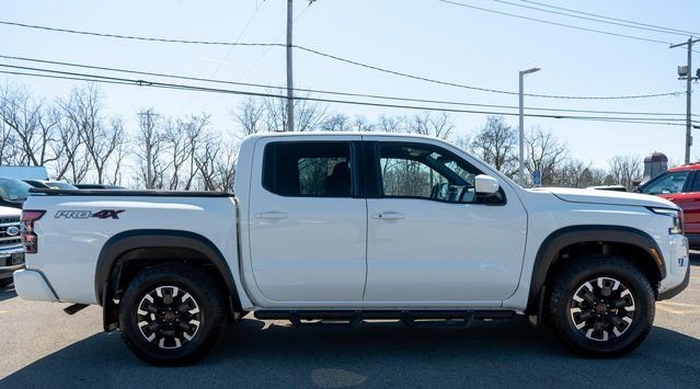 Used 2023 White Nissan PRO-4X image 5