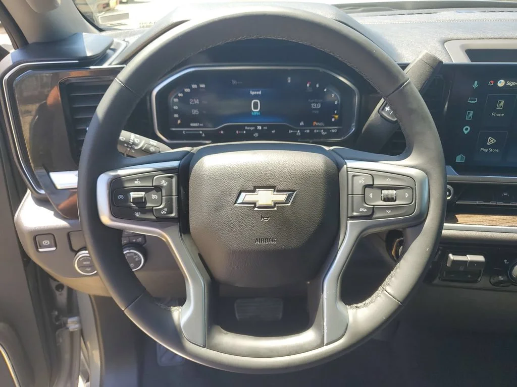 Used 2025 Sterling Gray Metallic Chevrolet LT image 28
