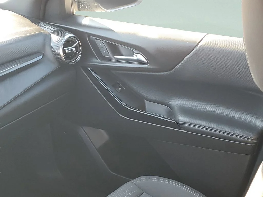 Used 2025 Mosaic Black Metallic Chevrolet LT image 13