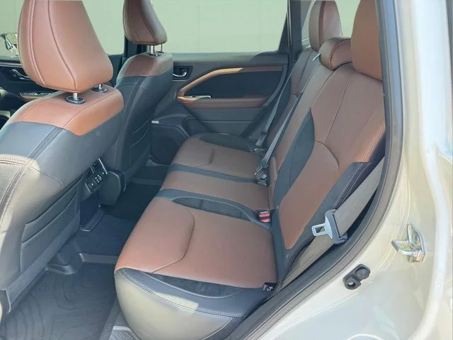 Used 2025 White Subaru Touring image 13