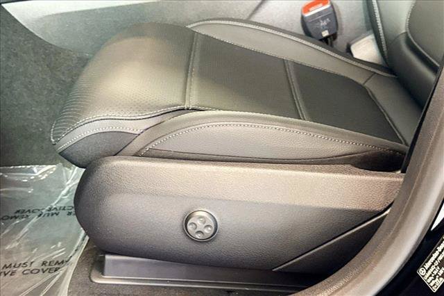 New 2026 Black Mercedes-Benz GLC 300 image 47