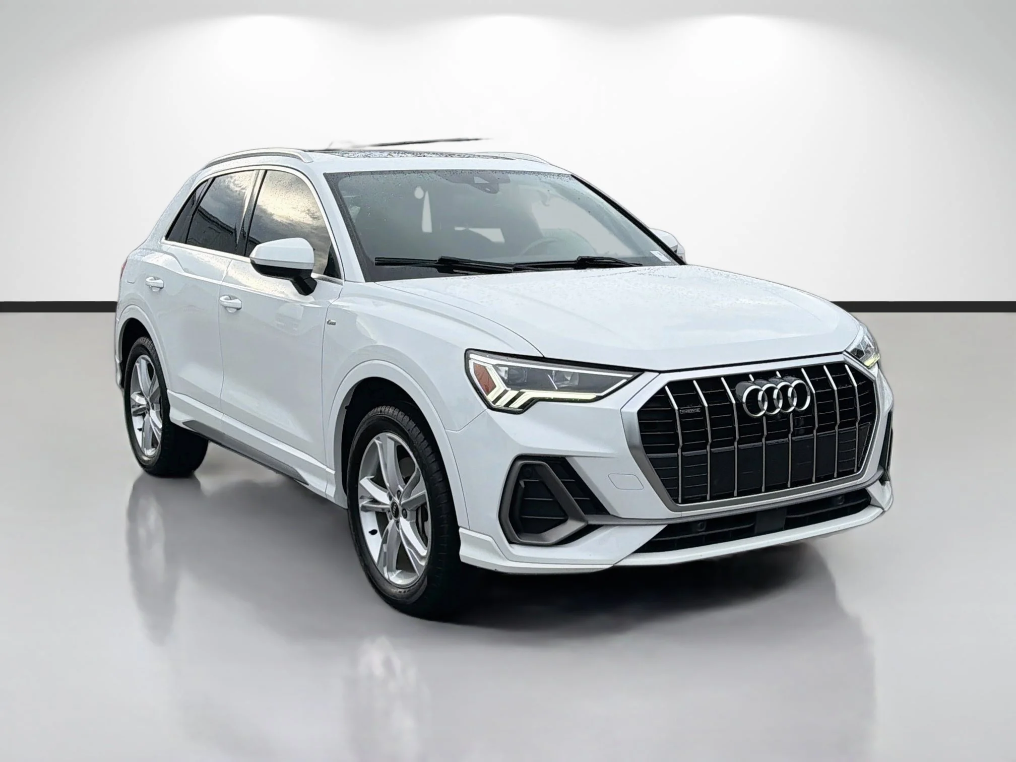 2022 Audi Q3