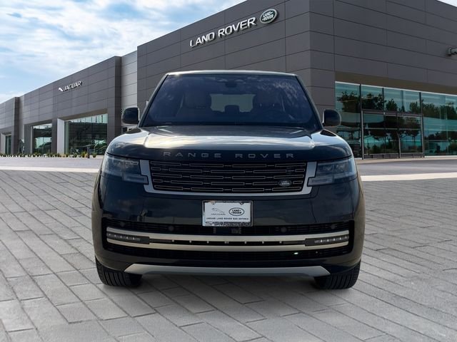 Certified Used 2023 Santorini Black Metallic Land Rover SE image 8