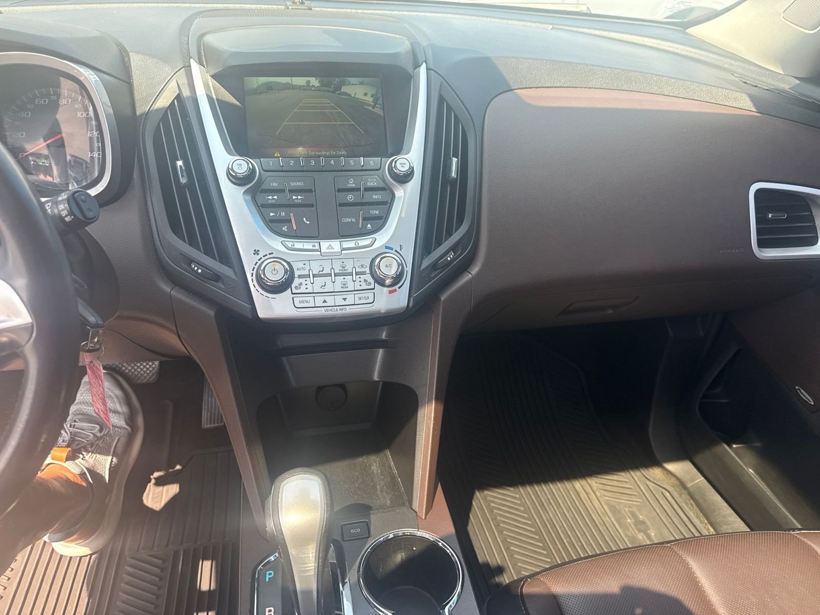 Used 2015 Red Chevrolet LT image 16