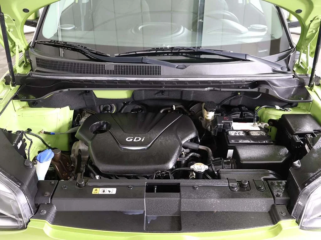 Used 2015 Green Kia Base image 17
