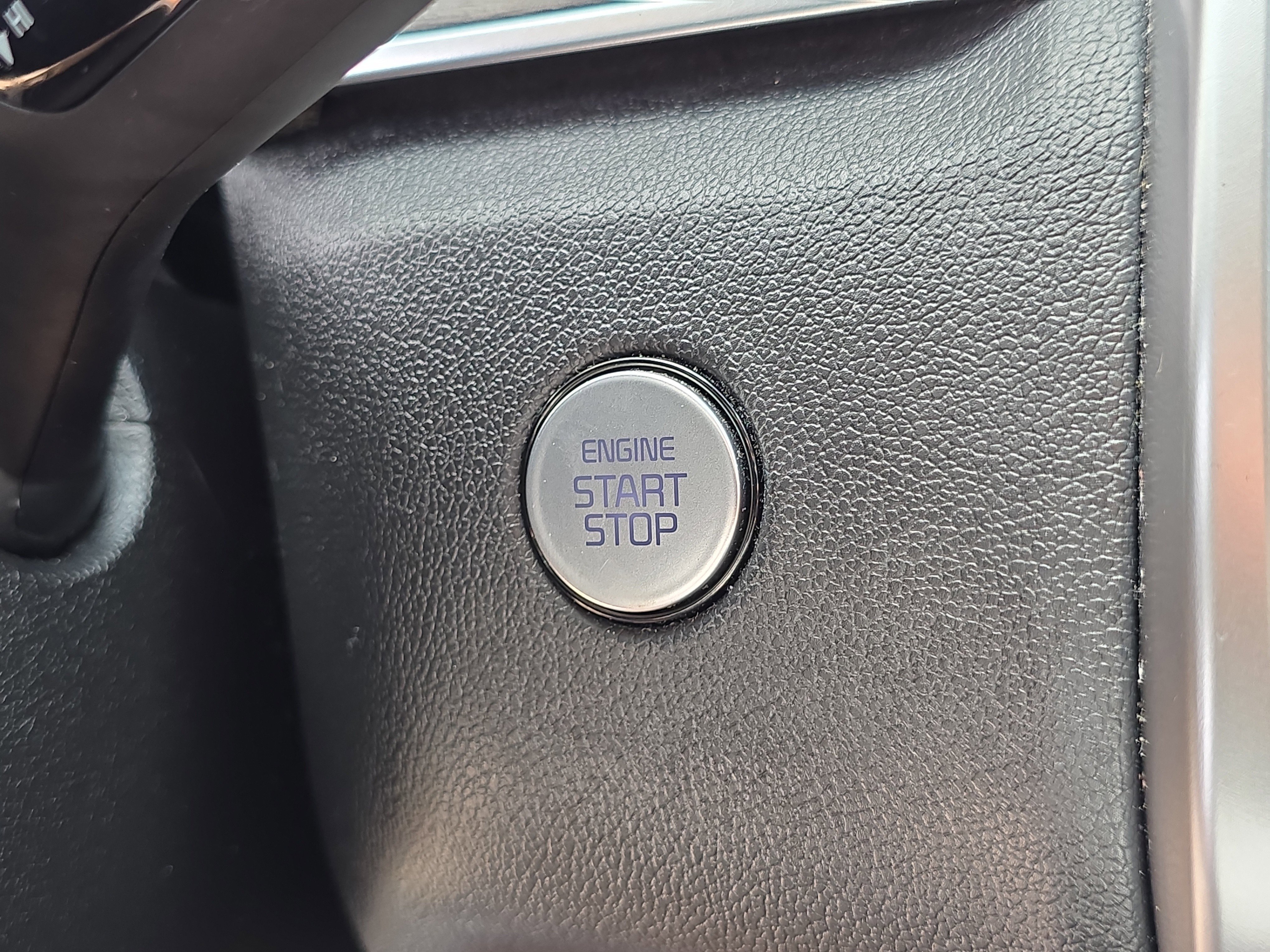 Certified Used 2022 Sapphire Blue Kia EX image 28