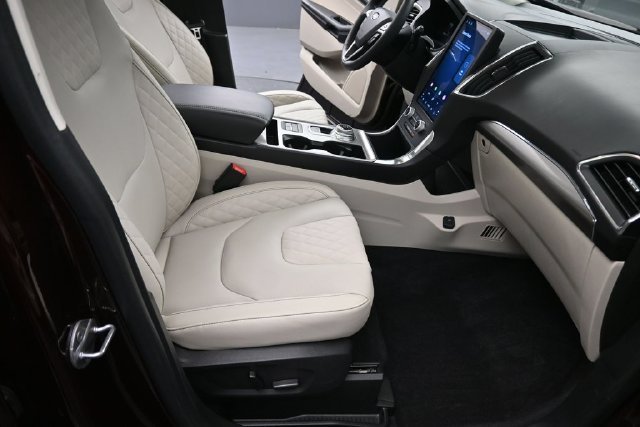 Used 2024 Red Ford Titanium image 30
