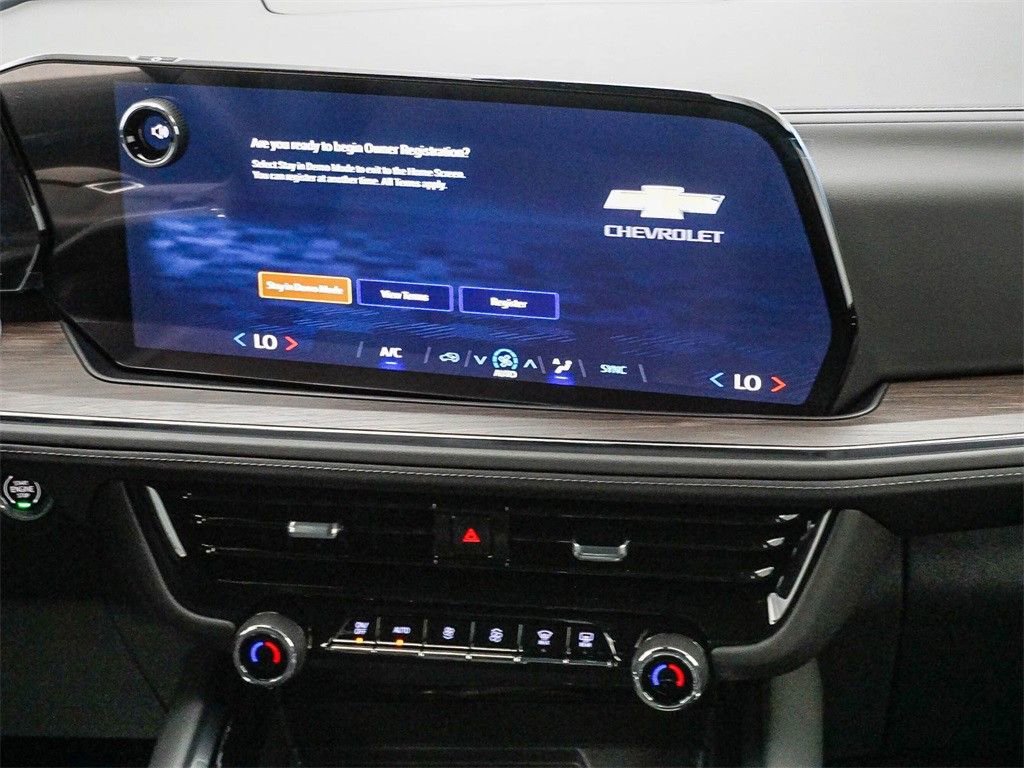2026 Chevrolet Suburban LS - Photo 17