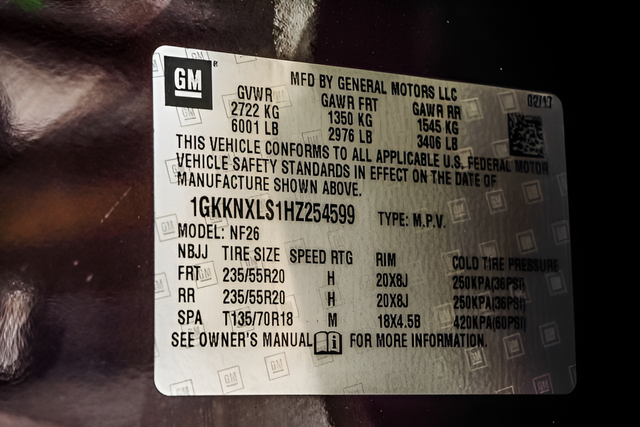 Used 2017 Red GMC Denali image 34