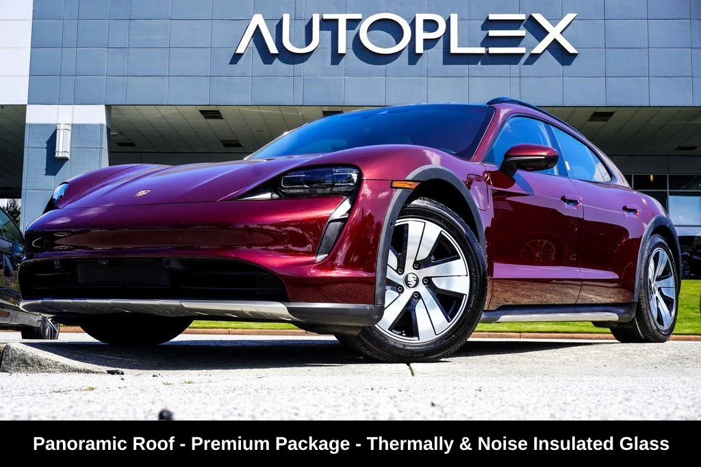 Used 2022 Red Porsche 4 image 1