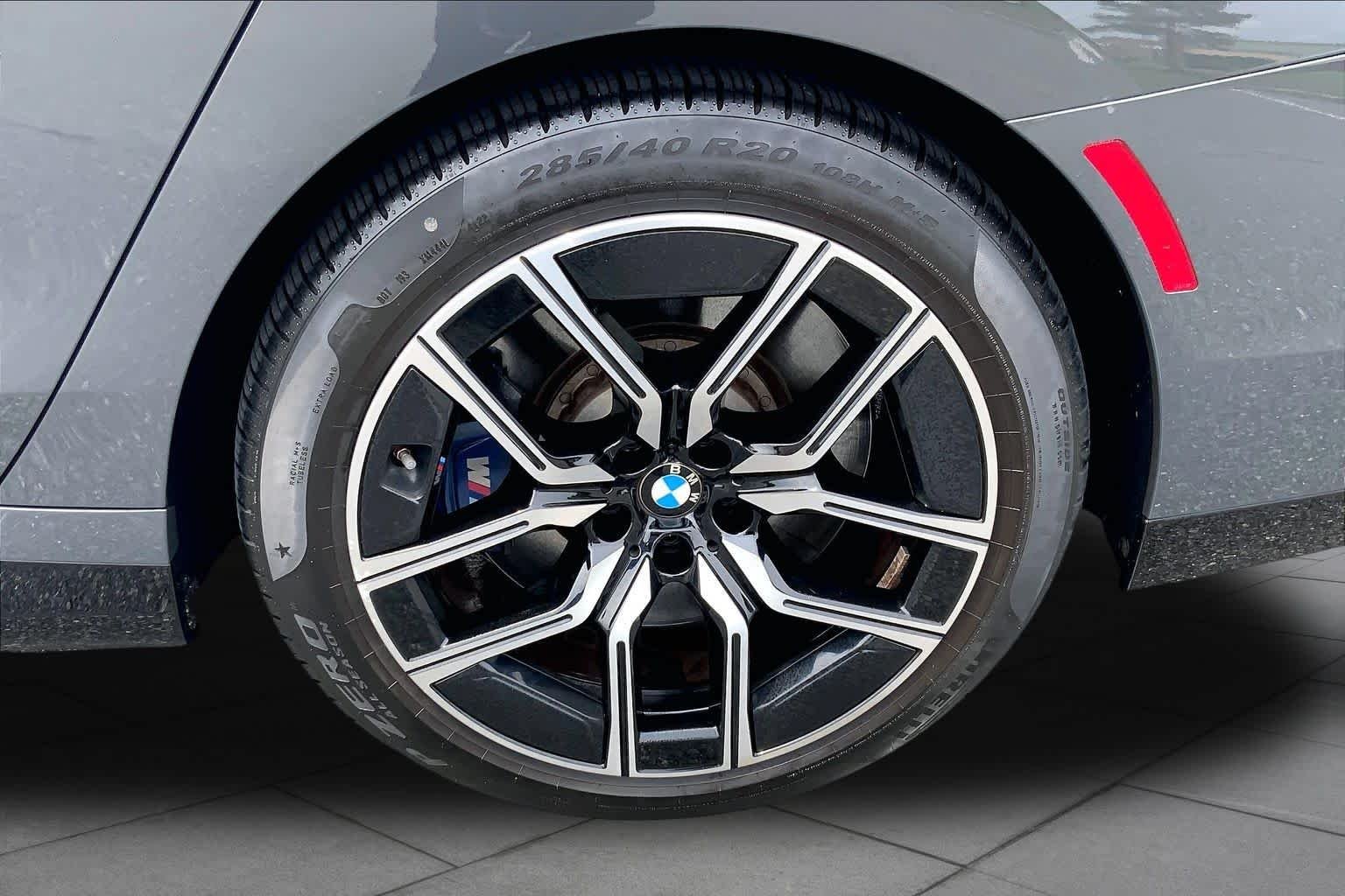 Certified Used 2023 Dravit Grey Metallic BMW 760i xDrive image 10