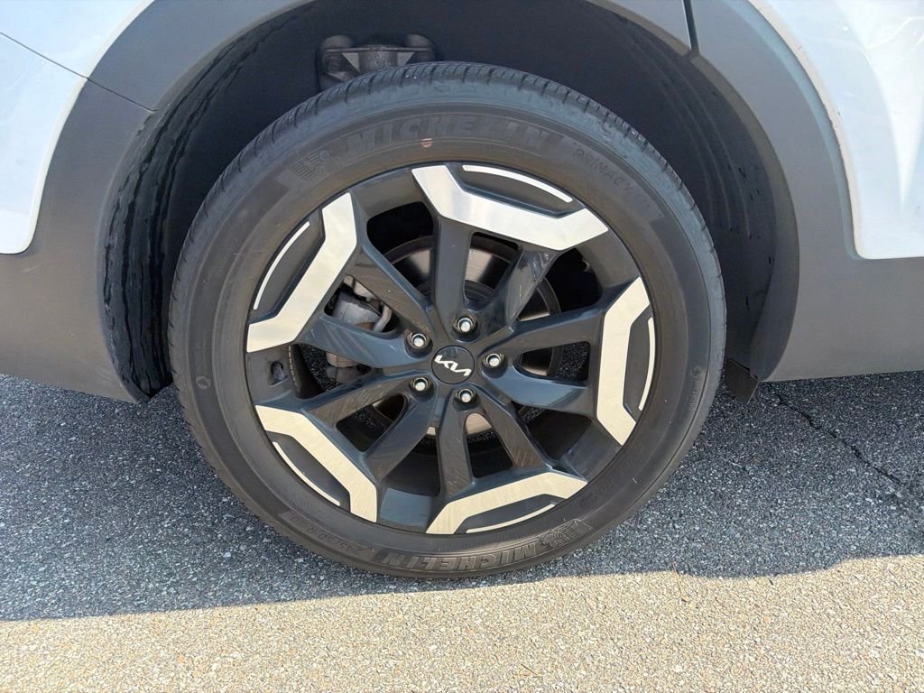 Certified Used 2023 White Kia EX image 27