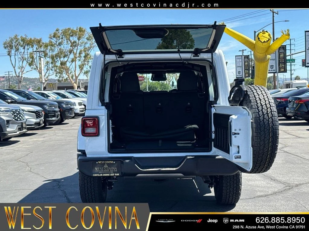 New 2026 Bright White Clearcoat Jeep  image 17