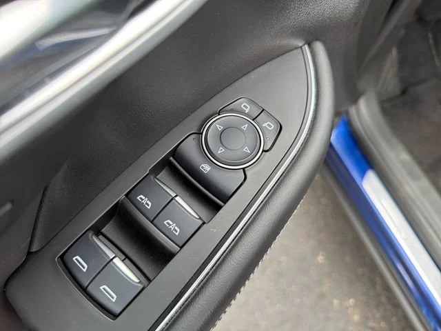 Used 2024 Calypso Blue Metallic Buick Avenir image 14