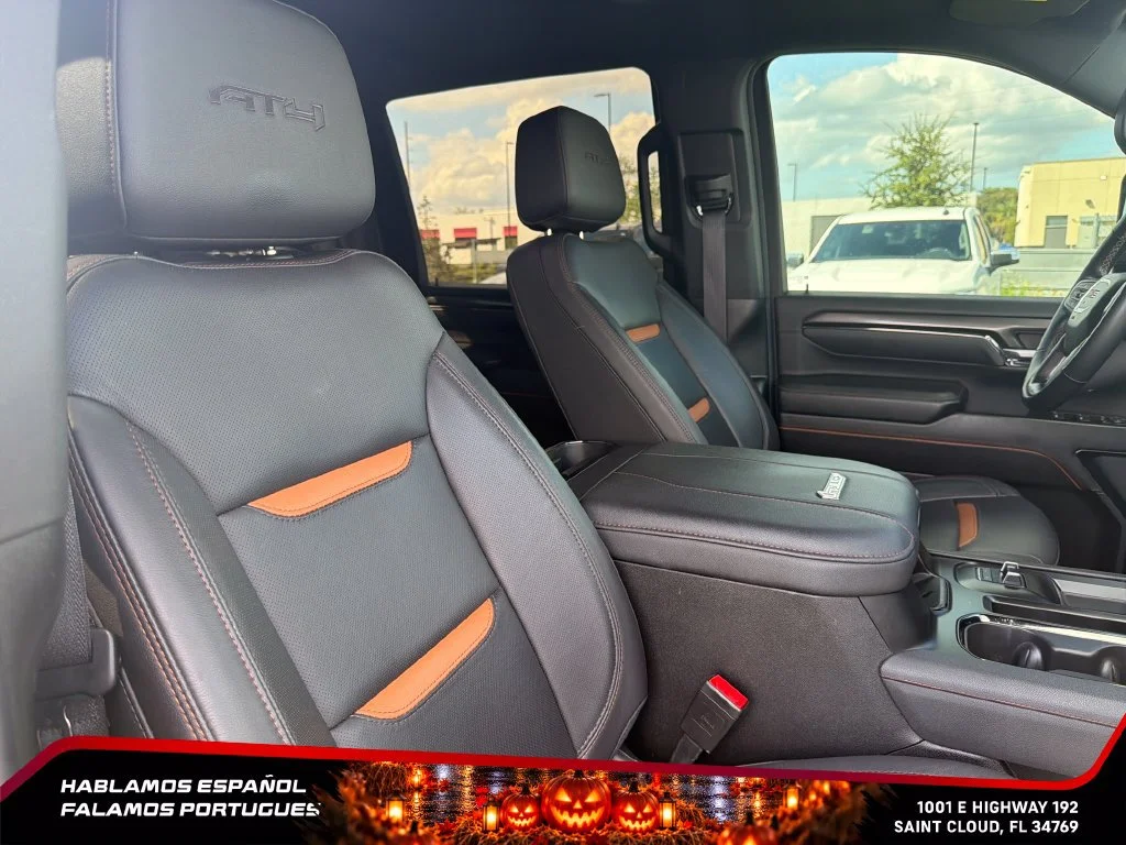 Used 2024 Onyx Black GMC AT4 image 33
