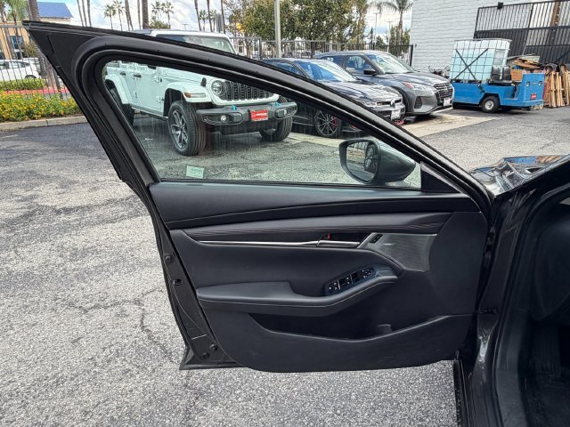 Used 2019 Gray Mazda Premium image 14