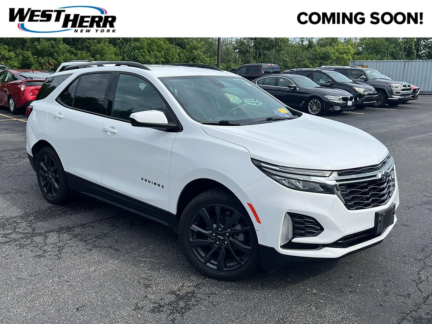 Used 2022 Summit White Chevrolet RS image 1