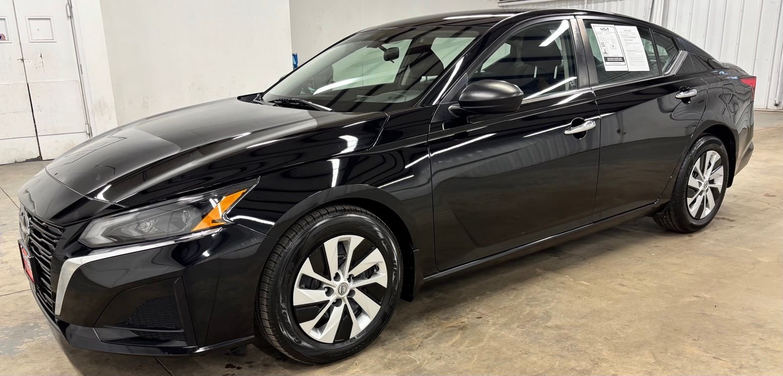 Used 2024 Black Nissan 2.5 S image 3