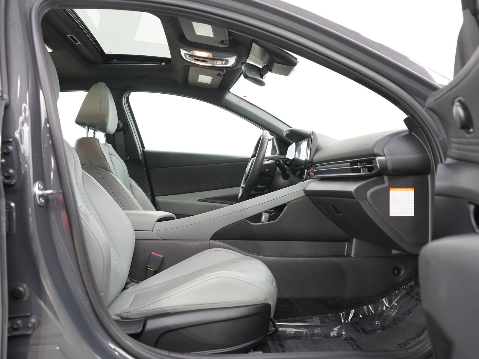 Certified Used 2025 Ecotronic Gray Hyundai Limited DCT image 11