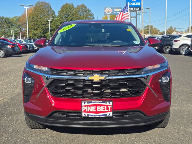 2024 Chevrolet Trax LS - Photo 10