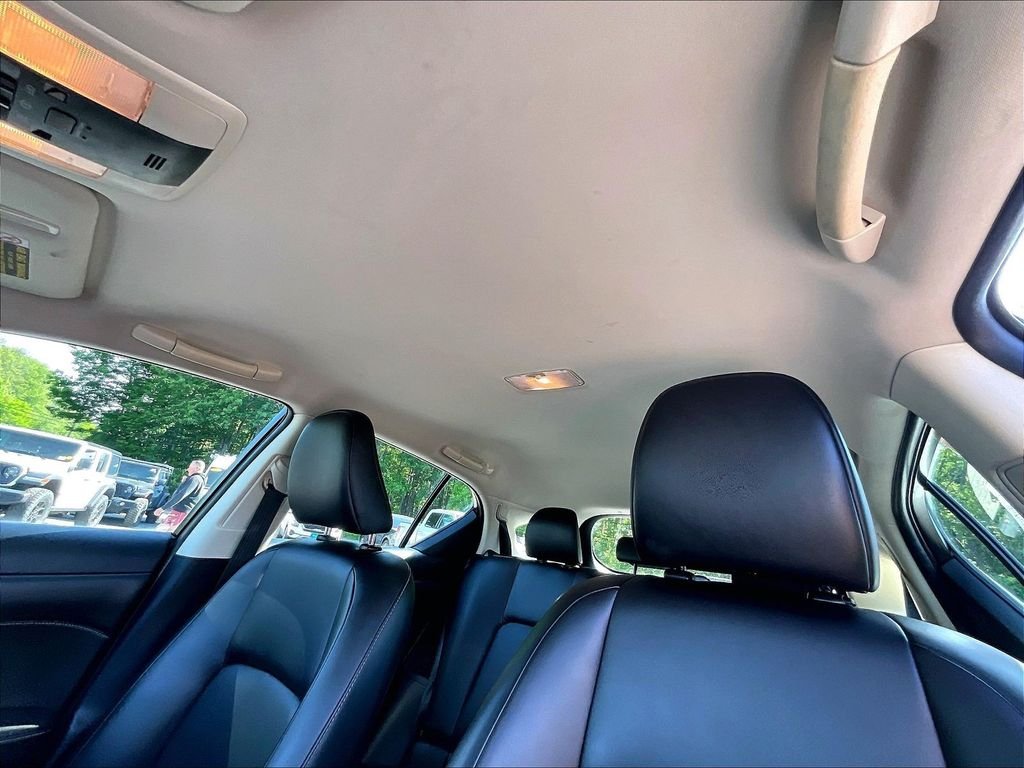Used 2016 Gray Lexus 200h image 7