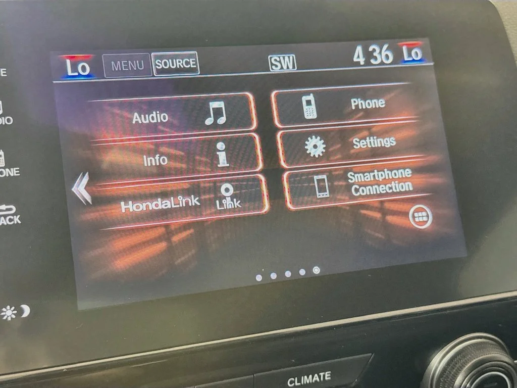 Used 2022 White Honda EX image 15
