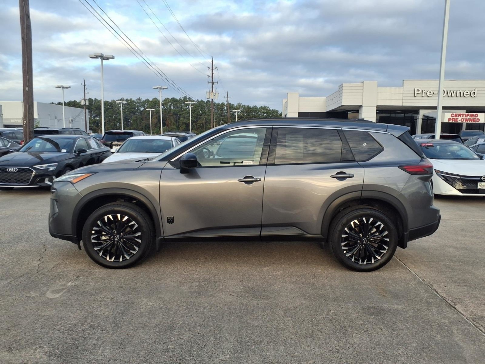 2026 Nissan Rogue photo 11 of 28