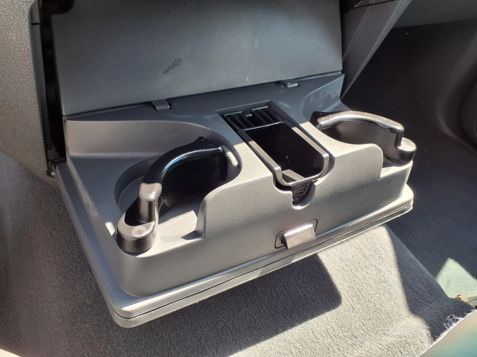 Used 2007 White Dodge SLT image 25