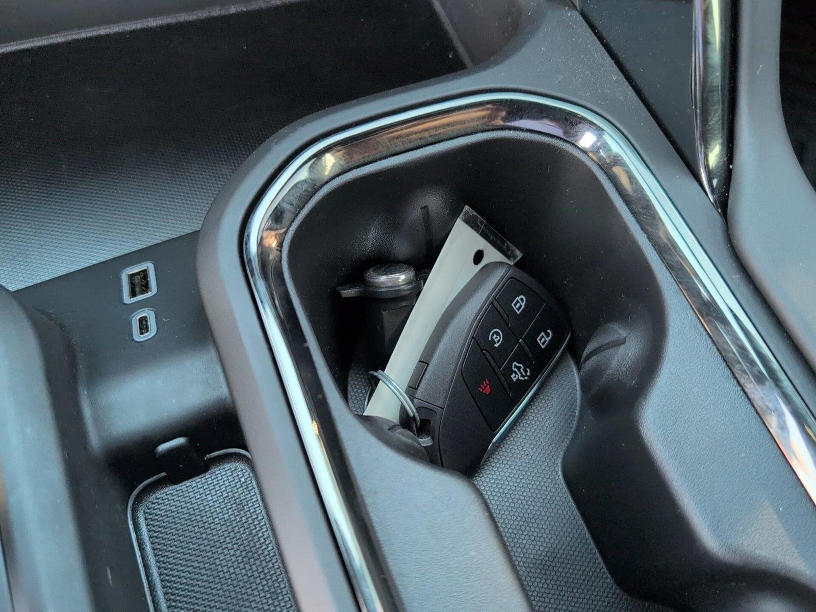 Certified Used 2024 Sterling Metallic GMC AT4X image 22