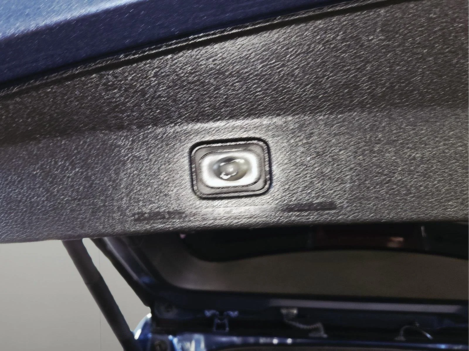 Used 2018 Blue Ford Sport image 56