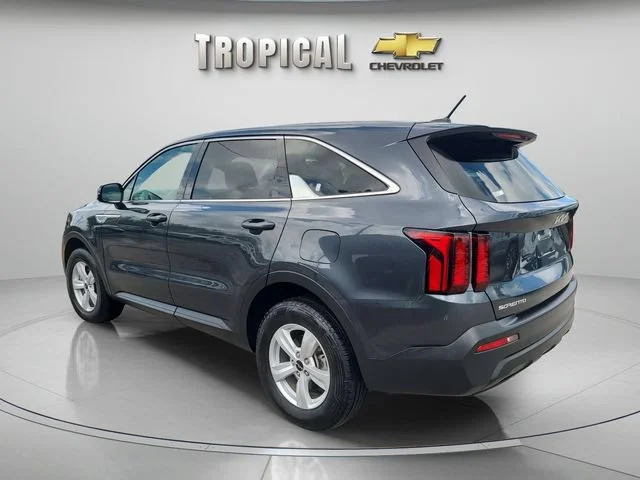 Used 2023 Gray Kia LX image 3