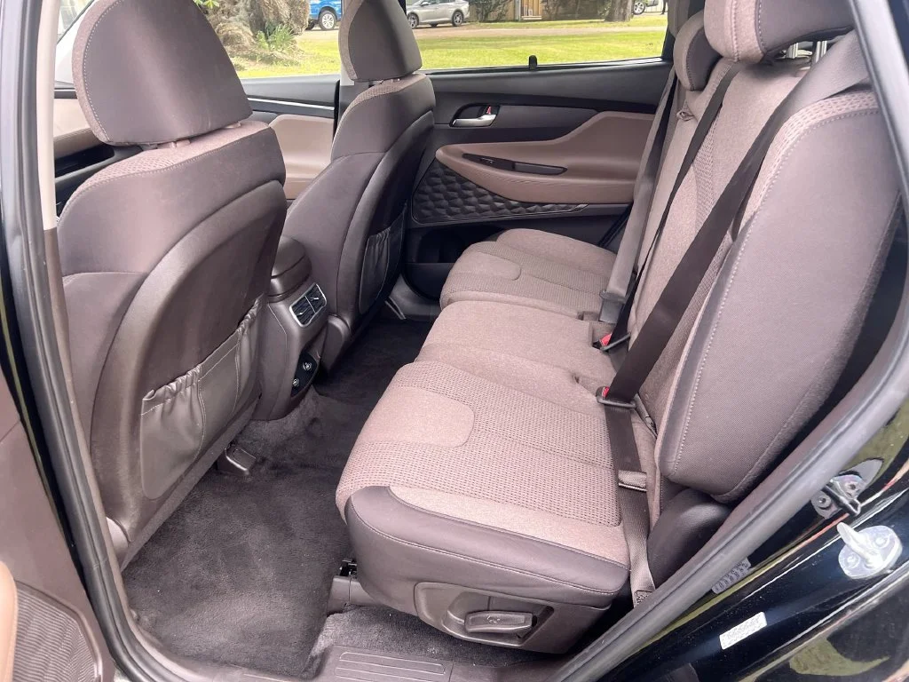 Used 2023 Black Hyundai SEL Convenience image 23