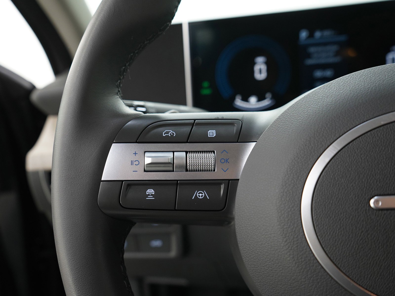 2025 Hyundai Sonata Hybrid SEL - Photo 25