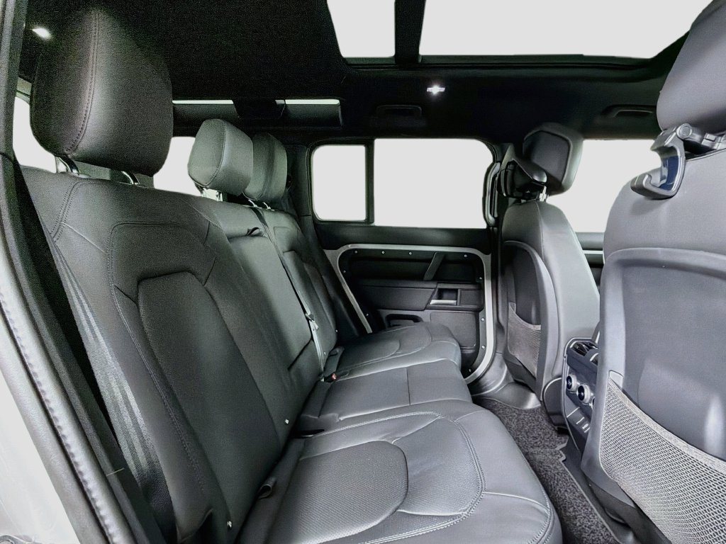 New 2026 Borasco Grey Land Rover X-Dynamic SE image 29