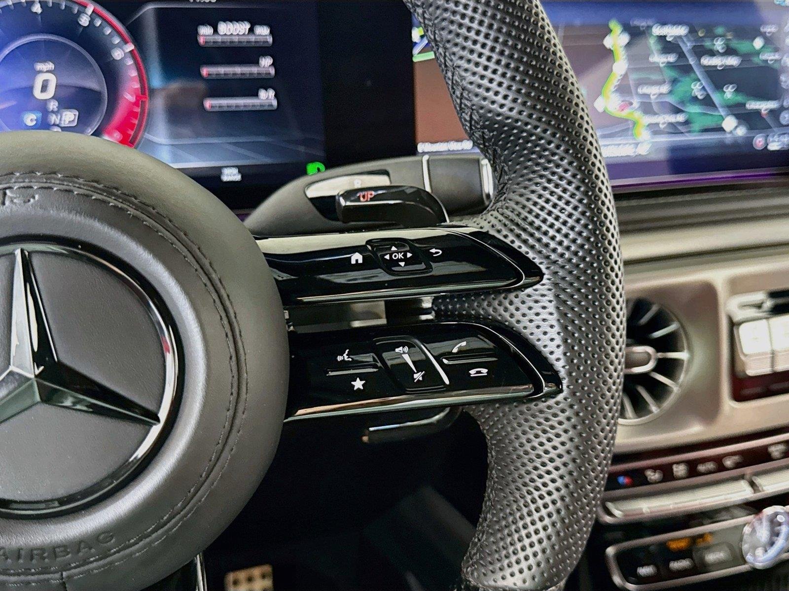 Used 2024 Obsidian Black Mercedes-Benz AMG® G 63 | Exclusive Int Pkg | Carbon Fiber Trim image 20