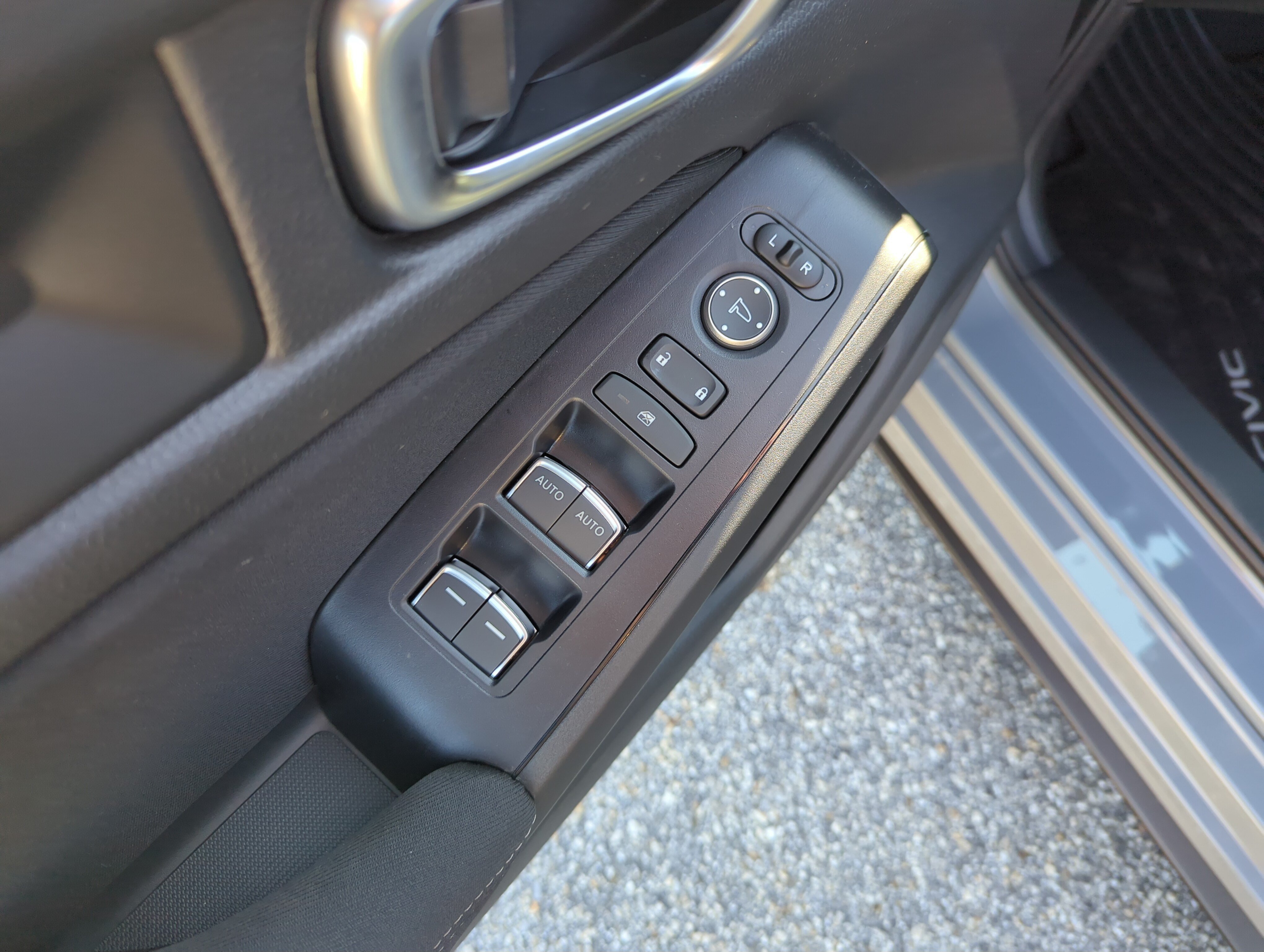Used 2026 Urban Gray Pearl Honda Sport image 16