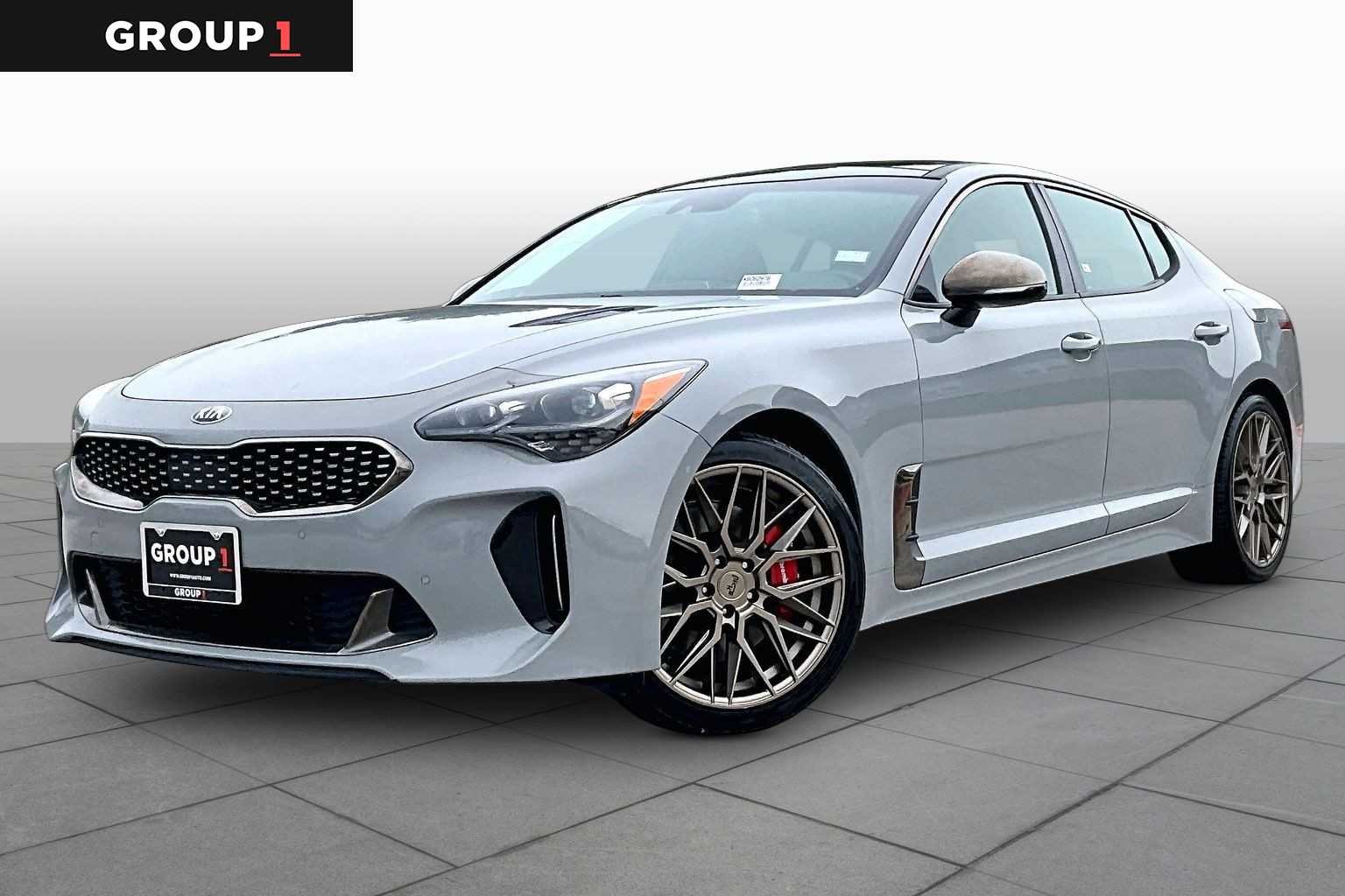 2019 Kia Stinger GT1's photo