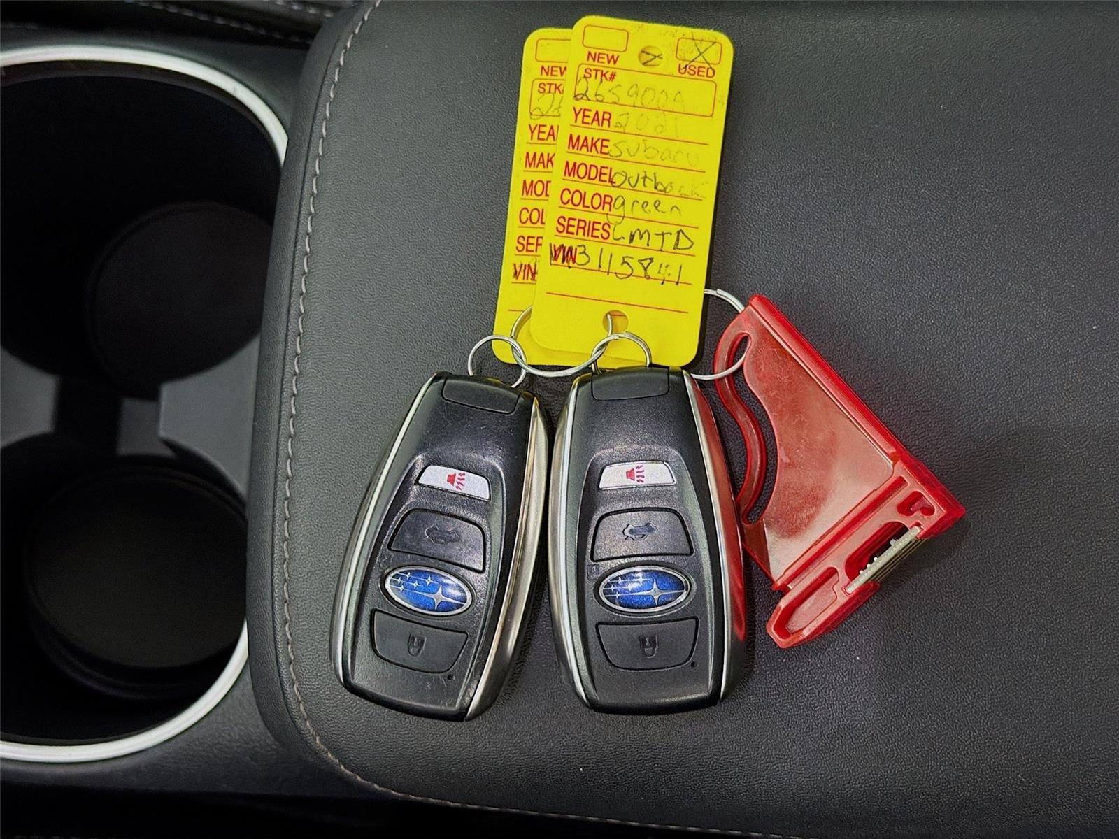 Used 2021 GREEN SUBARU  image 4