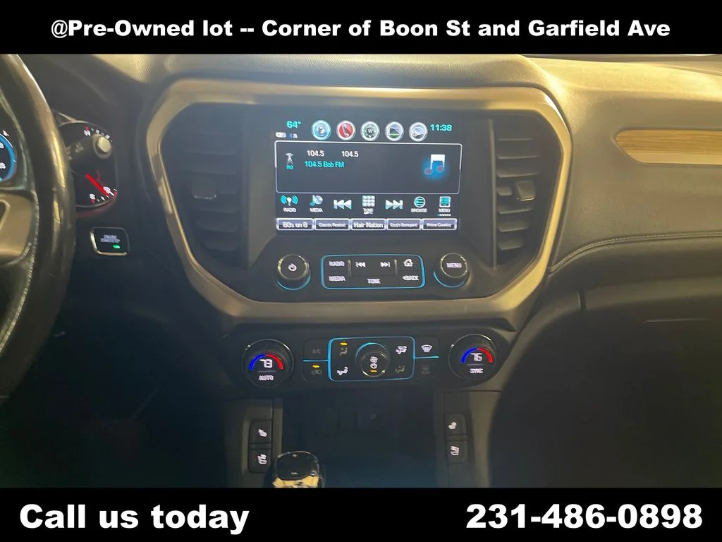 Used 2018 White GMC Denali image 19