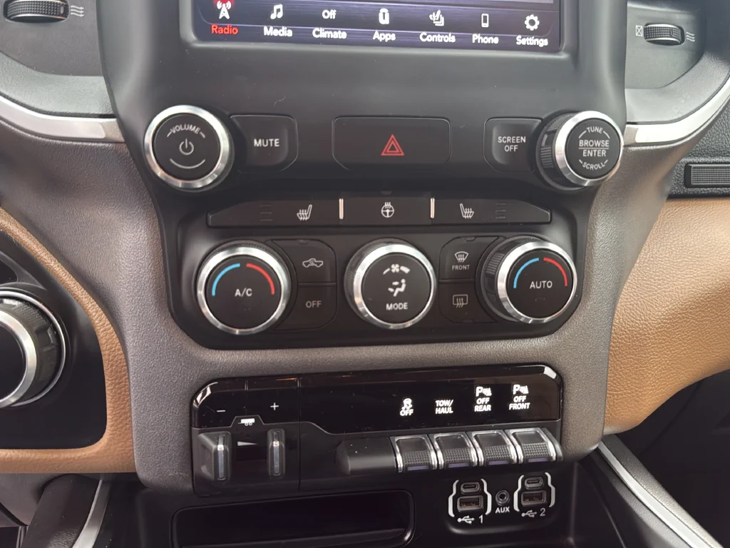 Used 2020 Red Ram Big Horn/Lone Star image 19