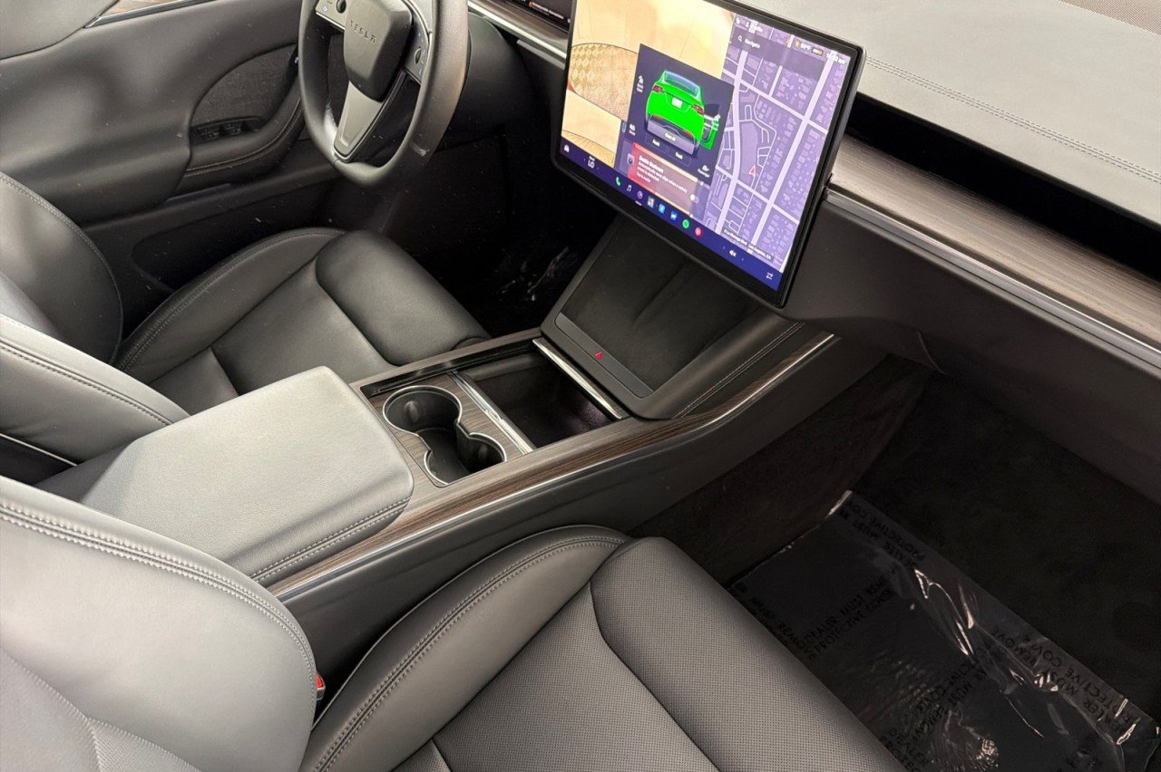 Used 2024 RED Tesla  image 15