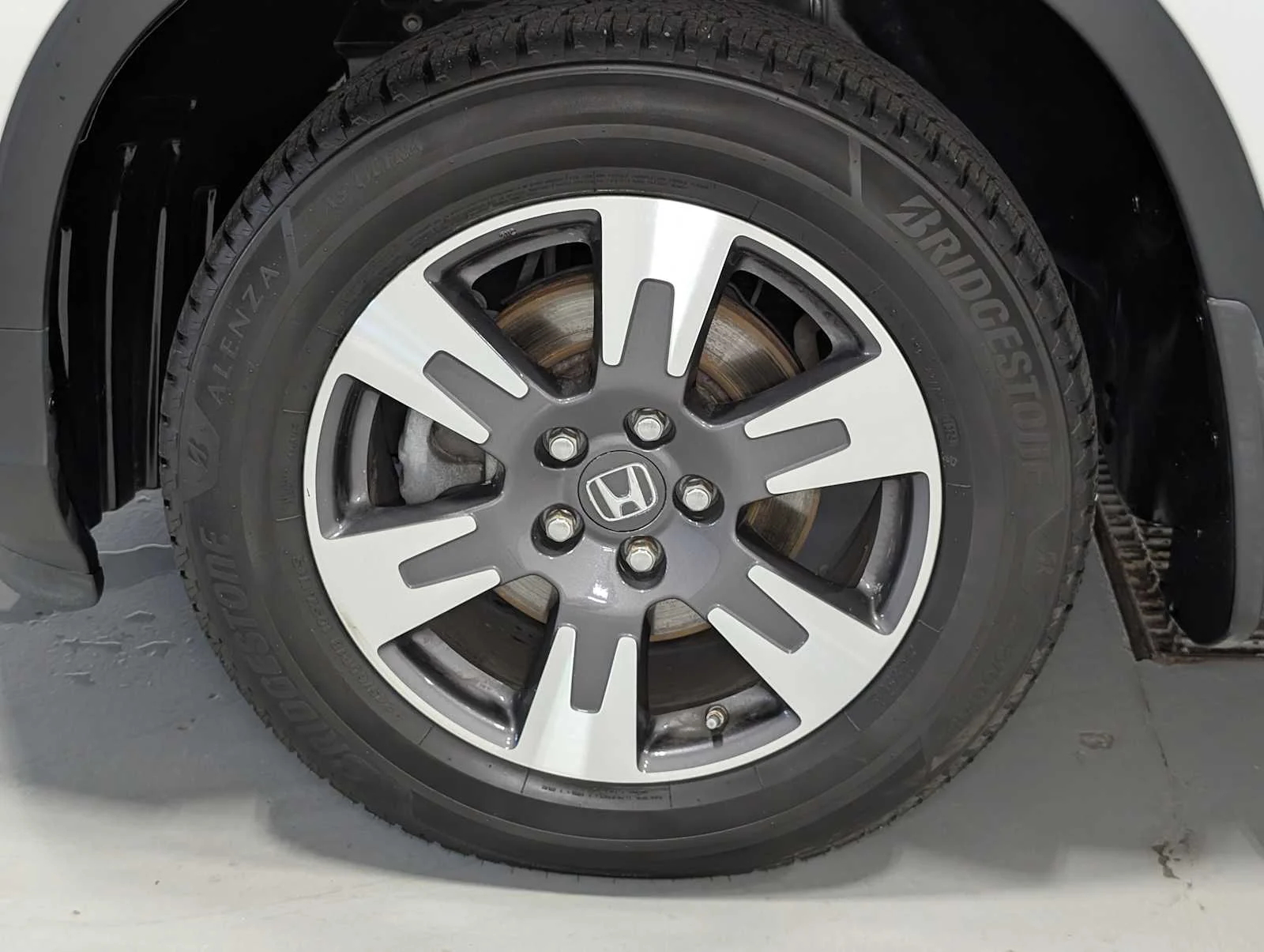 Used 2019 Platinum White Pearl Honda RTL image 3