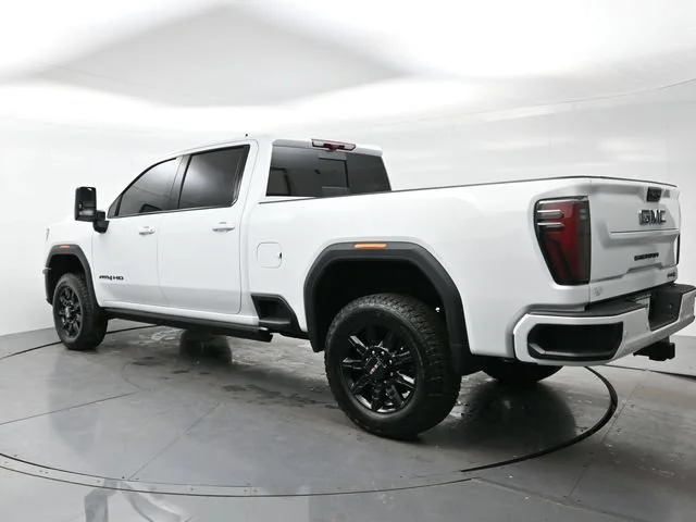 Used 2026 Summit White GMC AT4 image 5